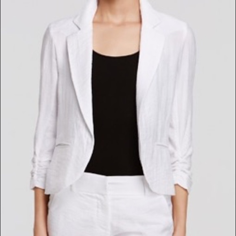 Blazer - crinkle ruched sleeve
